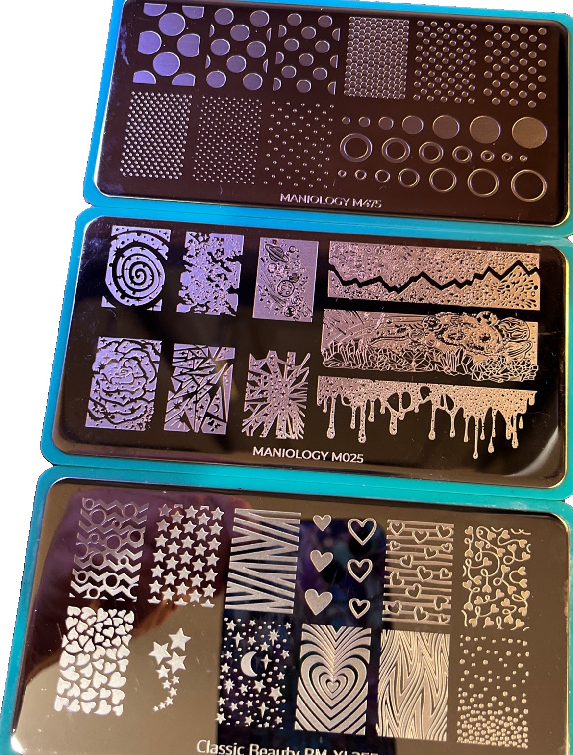 Maniology Nail Stamping Plates – Miscellaneous:Hearts, Galaxy, Polka Dots