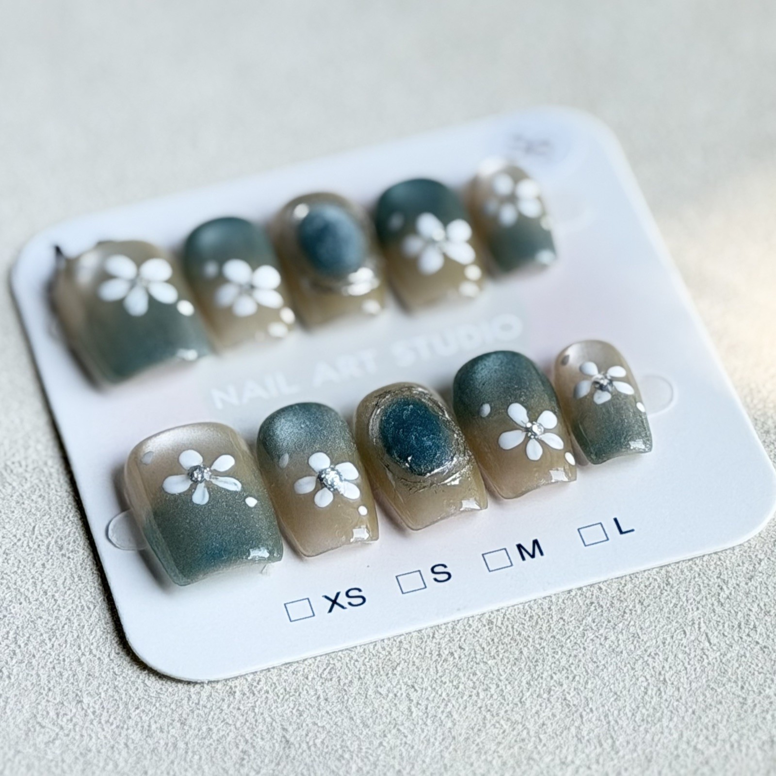 Unique Handmade Press-On Nails Size M | One of a Kind Set, Reusable 56