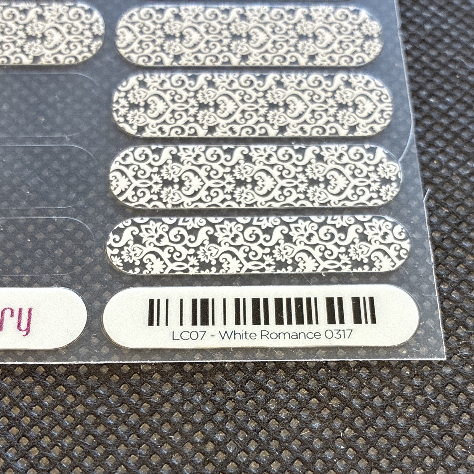 Jamberry Nail Strips 93B1 74A3 LC07 Self-Adhesive Marble WhiteFloral Partial Lot