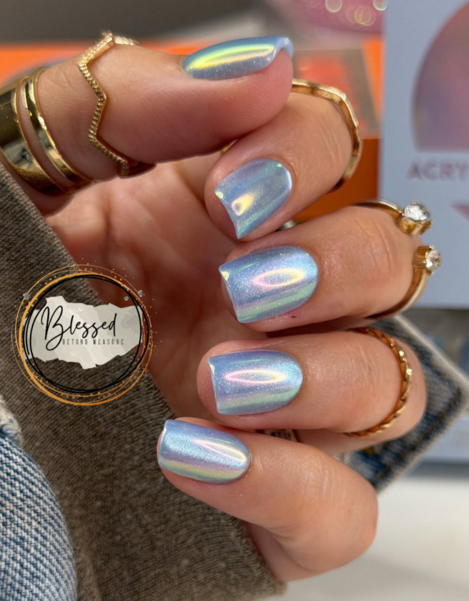 Red Aspen Press On Nails- Poolside Pat Short Squoval Blue Cat Eye Holographic