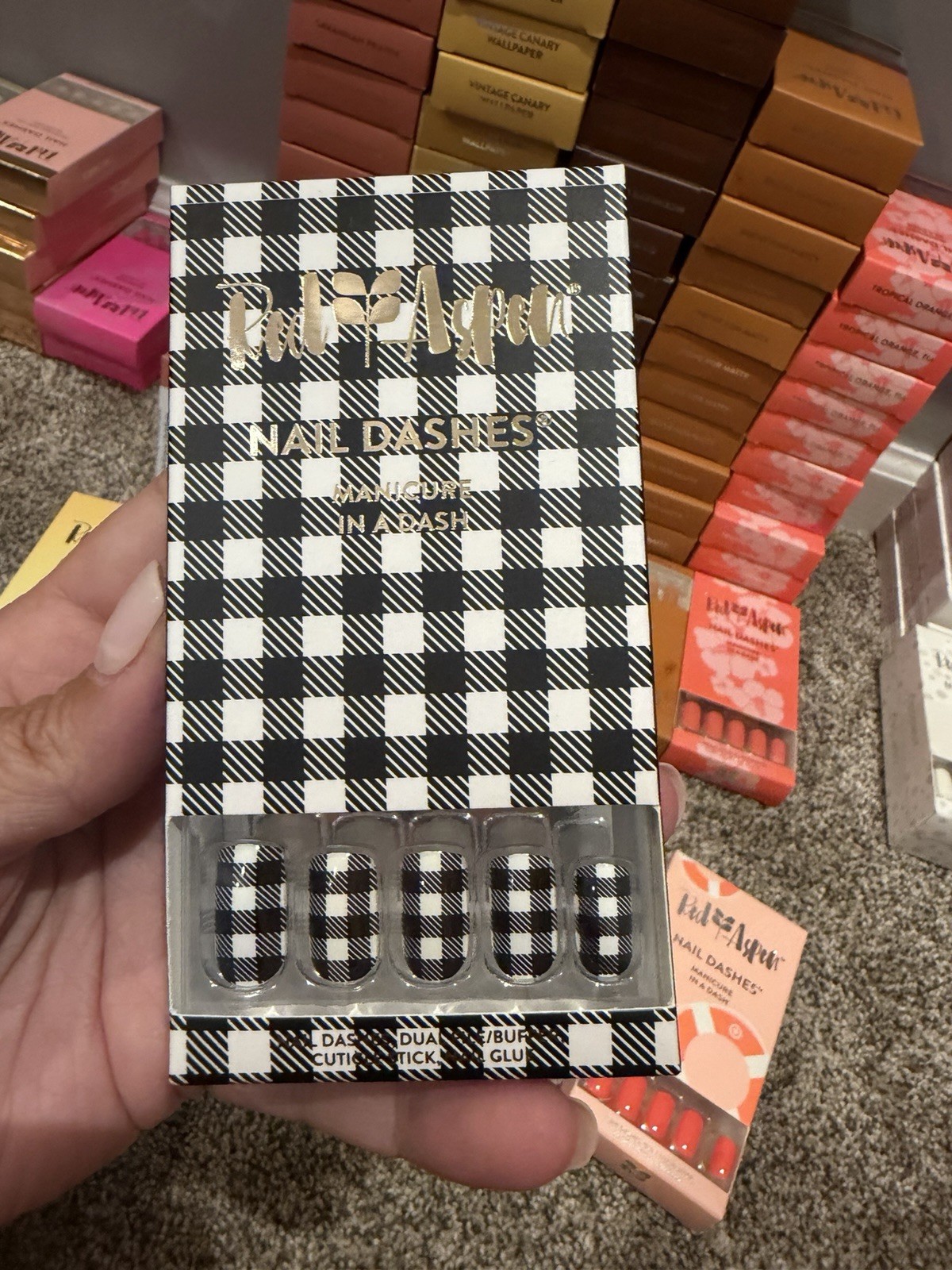 Red Aspen Nail Dashes