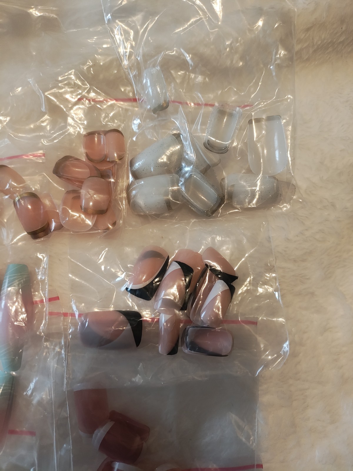 25 Sets Press On Nails Multiple Colors & Designs Short Medium Square French