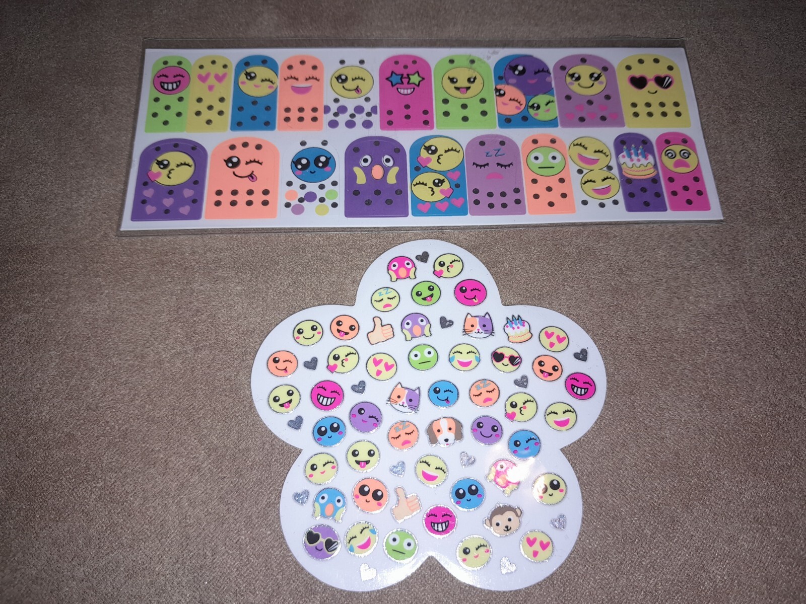 Kids Press On Nails LOT, Disney Tsum Tsum, HELLO KITTY, Fairy, Butterfly, Emoji
