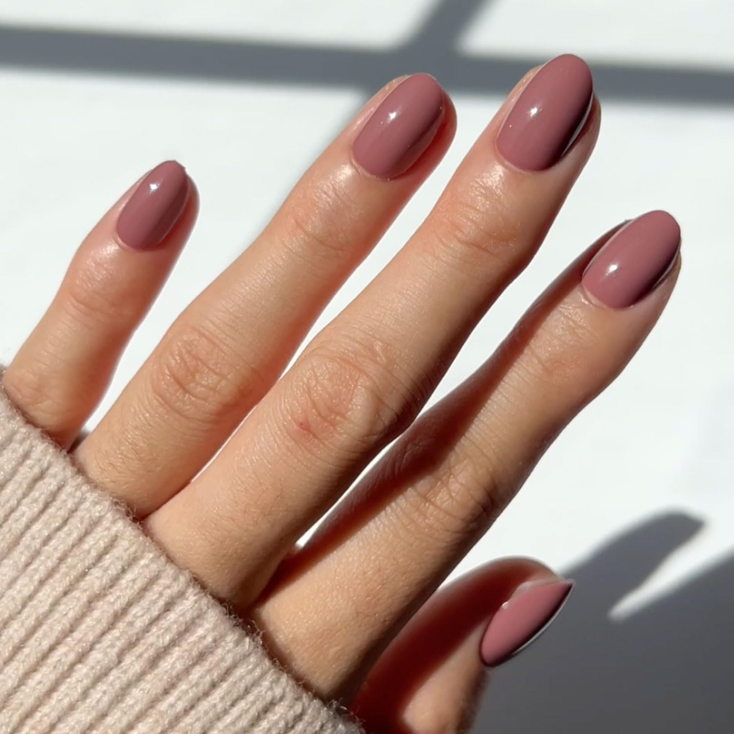 Glamnetic Press on Nails – Fall Mauve | Opaque Muted Blush Mauve Short Oval Fals