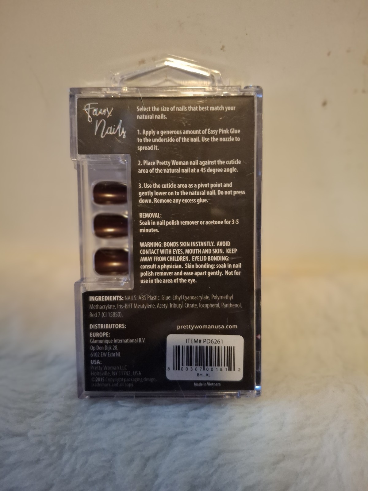 24pc Pretty Woman Faux Glue Press On Nails (Glue Included)