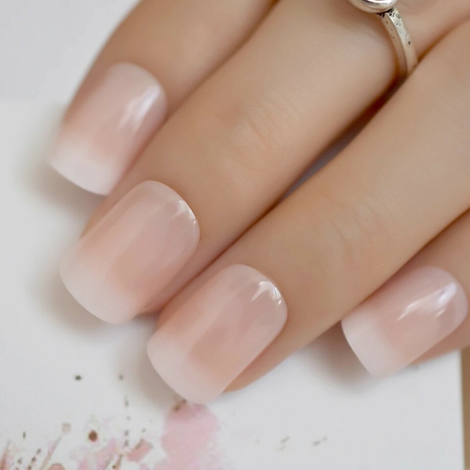 Ombre French Tip Gradient Short Press On Nails With Glue