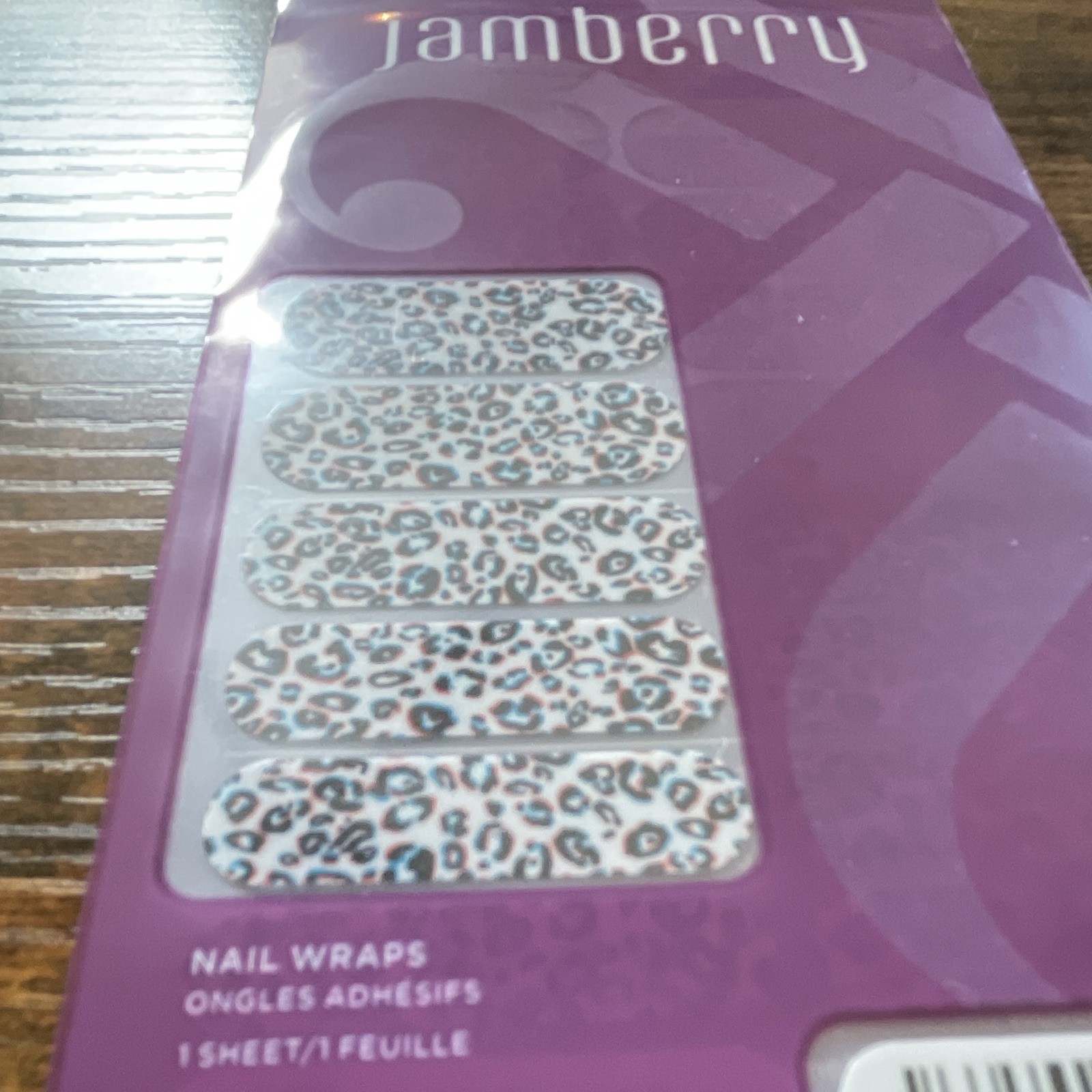 Jamberry Press-On Nails Self-Adhesive Pre-Designed Leopard, Short Oval, Multi