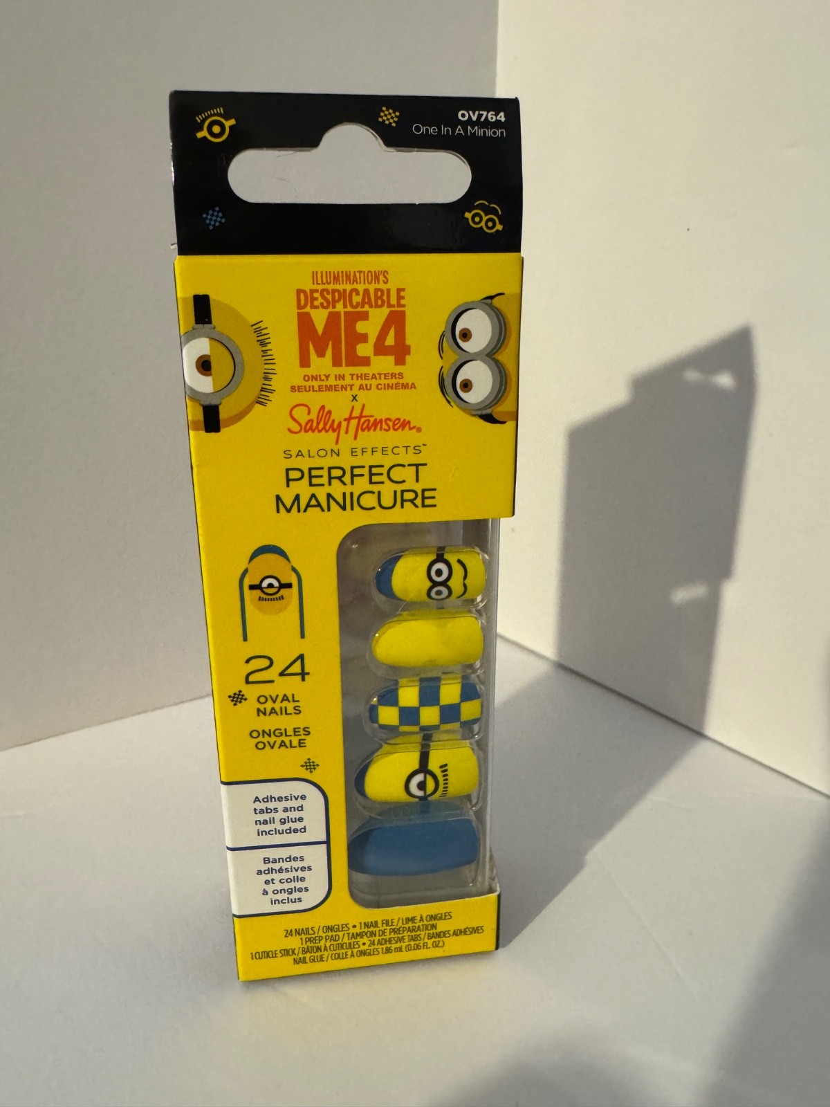 SALLY HANSON SALON DESPICABLE ME 4 – 24 OVAL PRESS ON NAILS OV764