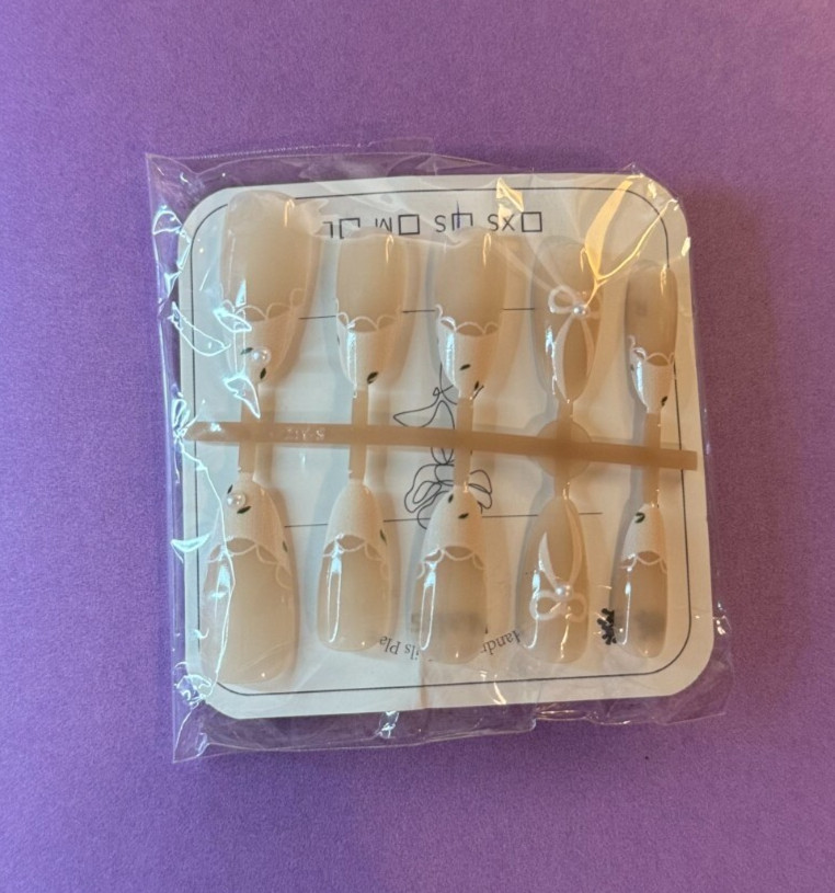10Pcs Long Almond False Press on Nails White Lace Bow French Style Fake Nails