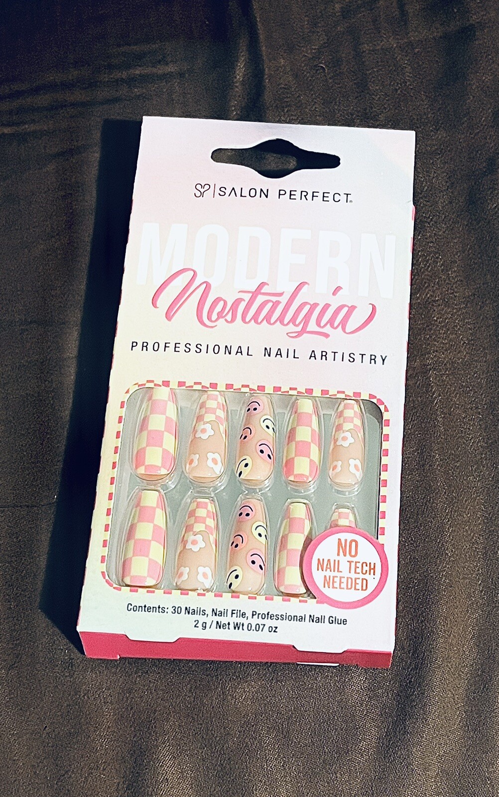 Salon Perfect Artificial Press-On Nails Modern Nostalgia Pink Checkers