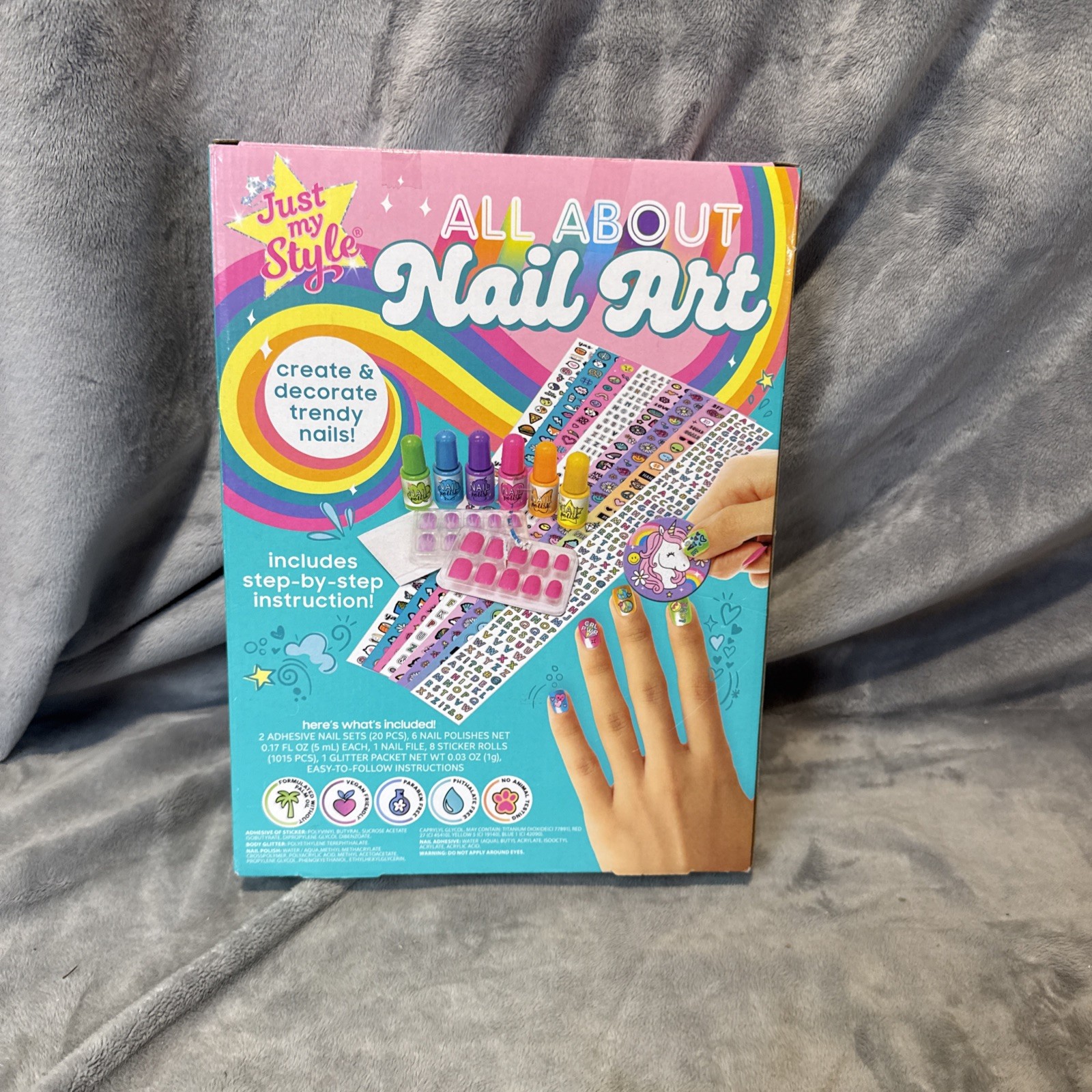 All-in-One Nail Art Set: 2 Adhesive Nails, 6 Polishes & Trendy Decals for Style