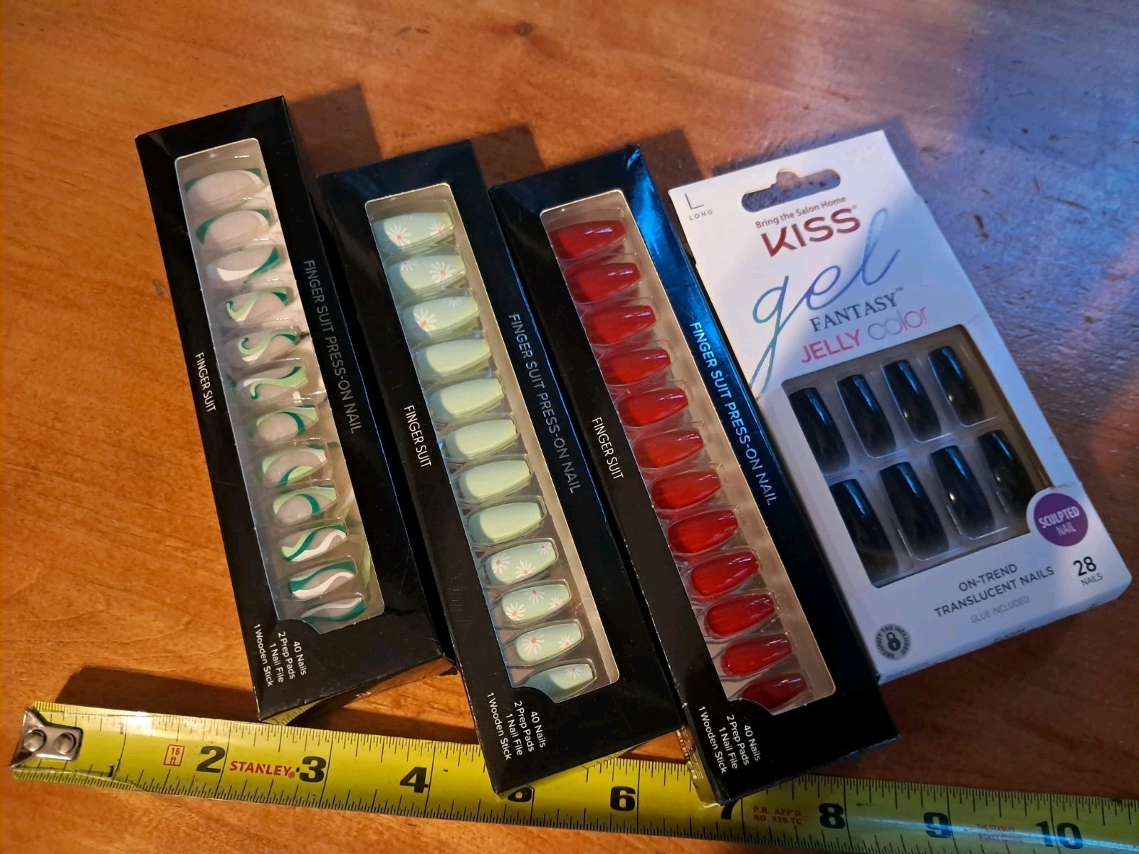 Finger Suit Press On Nails Lot Of 3 (40×3) 120 Total + Extra Box
