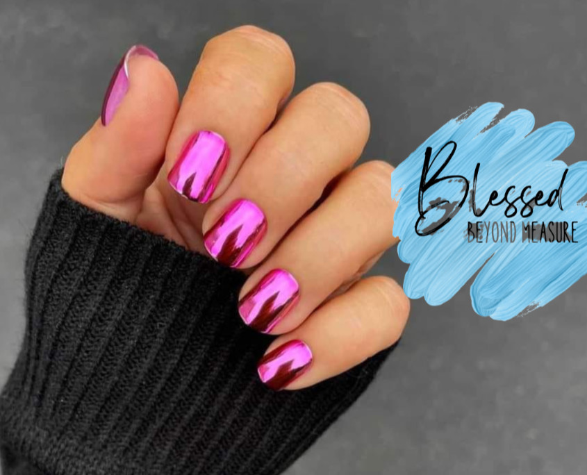 Red Aspen Press 0n Nails~Dance the Night Away, Darby~Pink Chrome~Short Square~