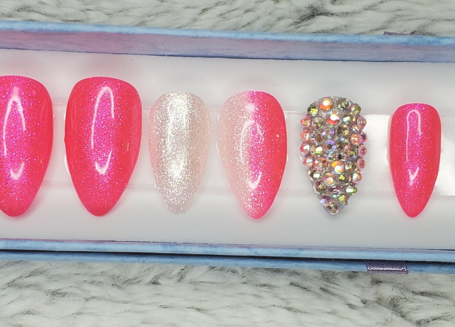 Neon hot pink Bling glitter short stiletto diamond press on nails barbie ombre