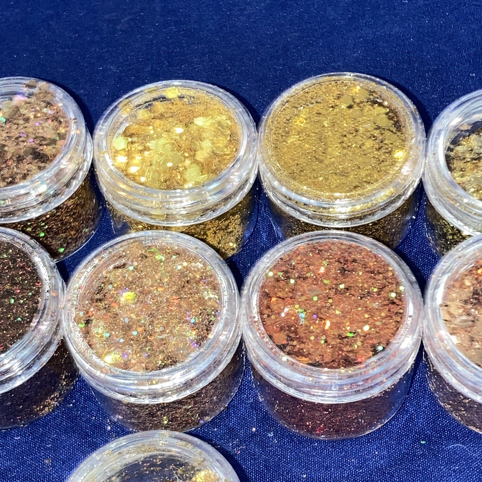 LAZA Art & Nail Glitter, 11 Ultra brilliant Diffrent Colors Art Glitter.