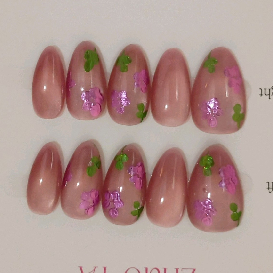 Press-On Nails Pink Floral Almond Medium Shiny, Size M