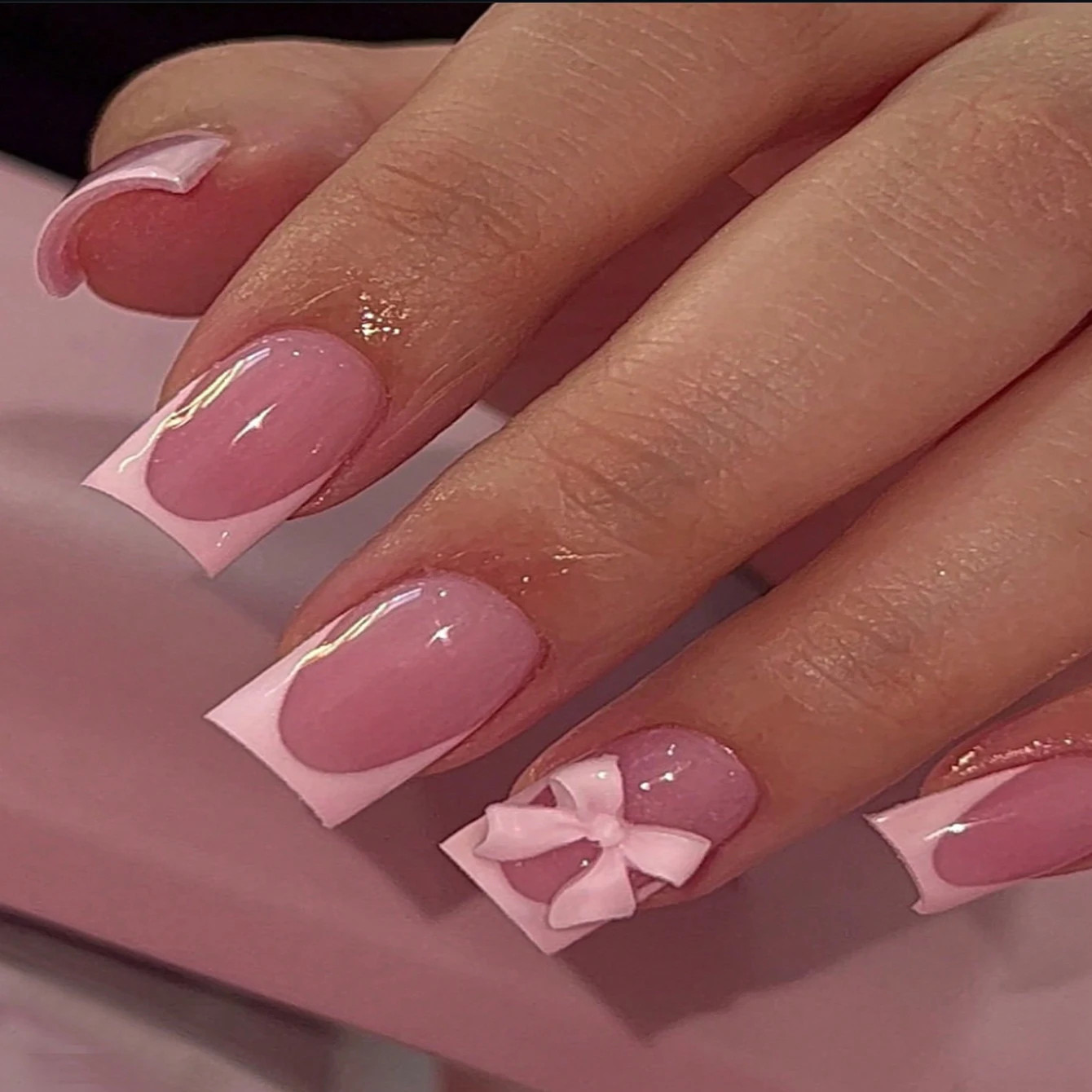 24Pcs Upgrade Your Look with Pink Leopard Print Bow Full Coverage False Nail Set