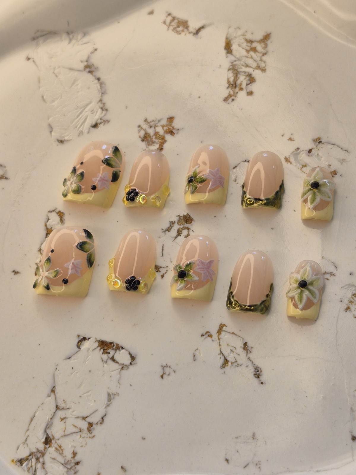 ✨️The Golden Bloom Set✨️•{Smedium}•