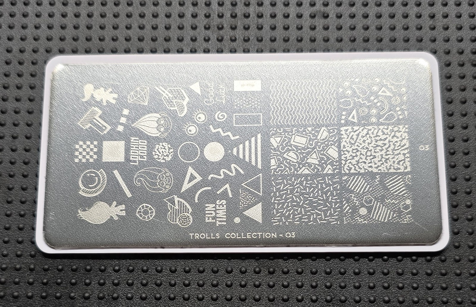 MoYou-London Trolls Collection 03 Nail Stamp Plate 80s 90s Vintage Retro Glitter