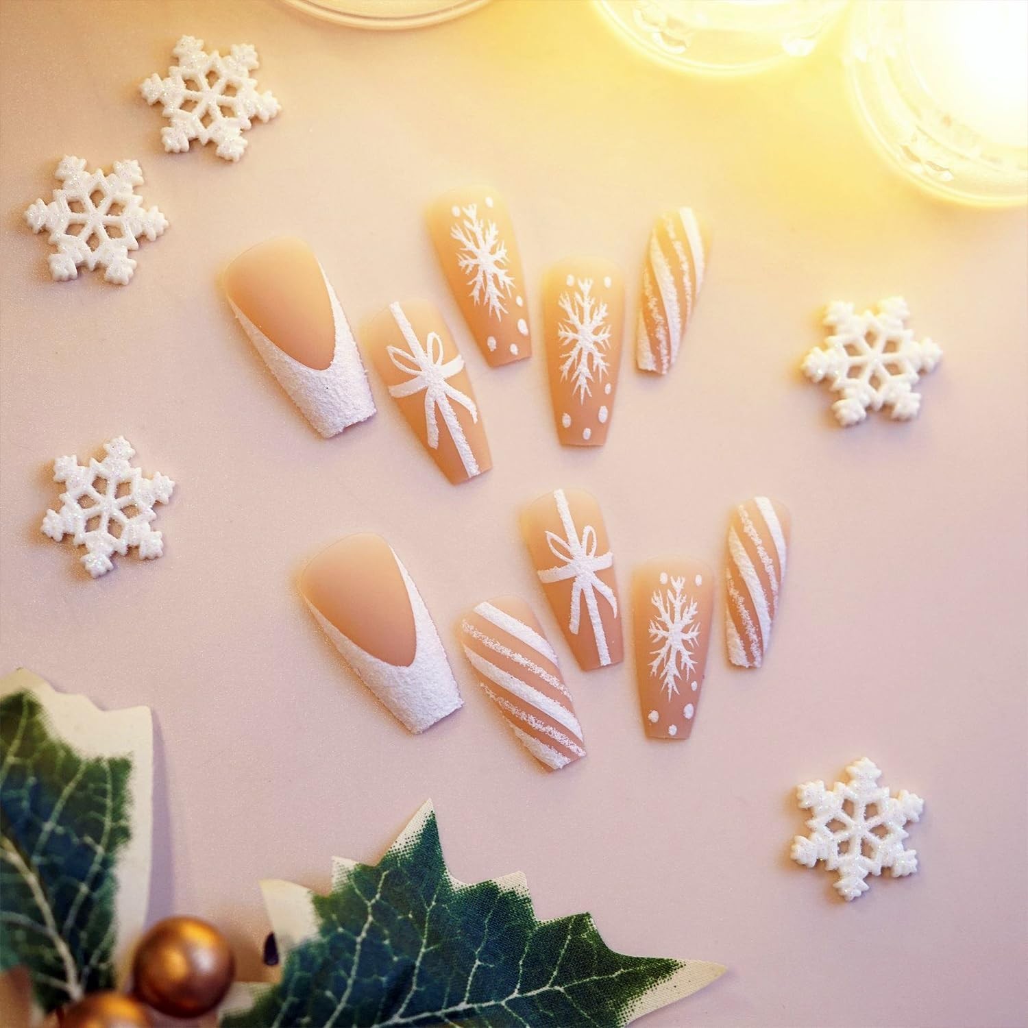 Christmas Press on Nails Medium Square Fake Nails with Snowflake Candy Cane L…