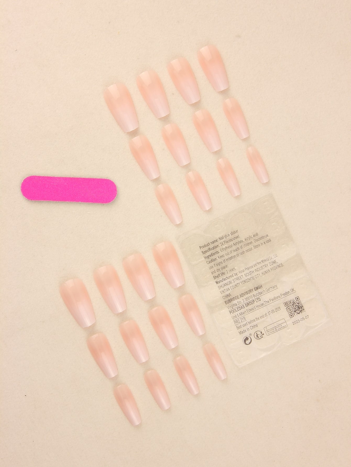24pcs/set Short Coffin Shaped White Gradual Color Finger Nail Tips Kit False