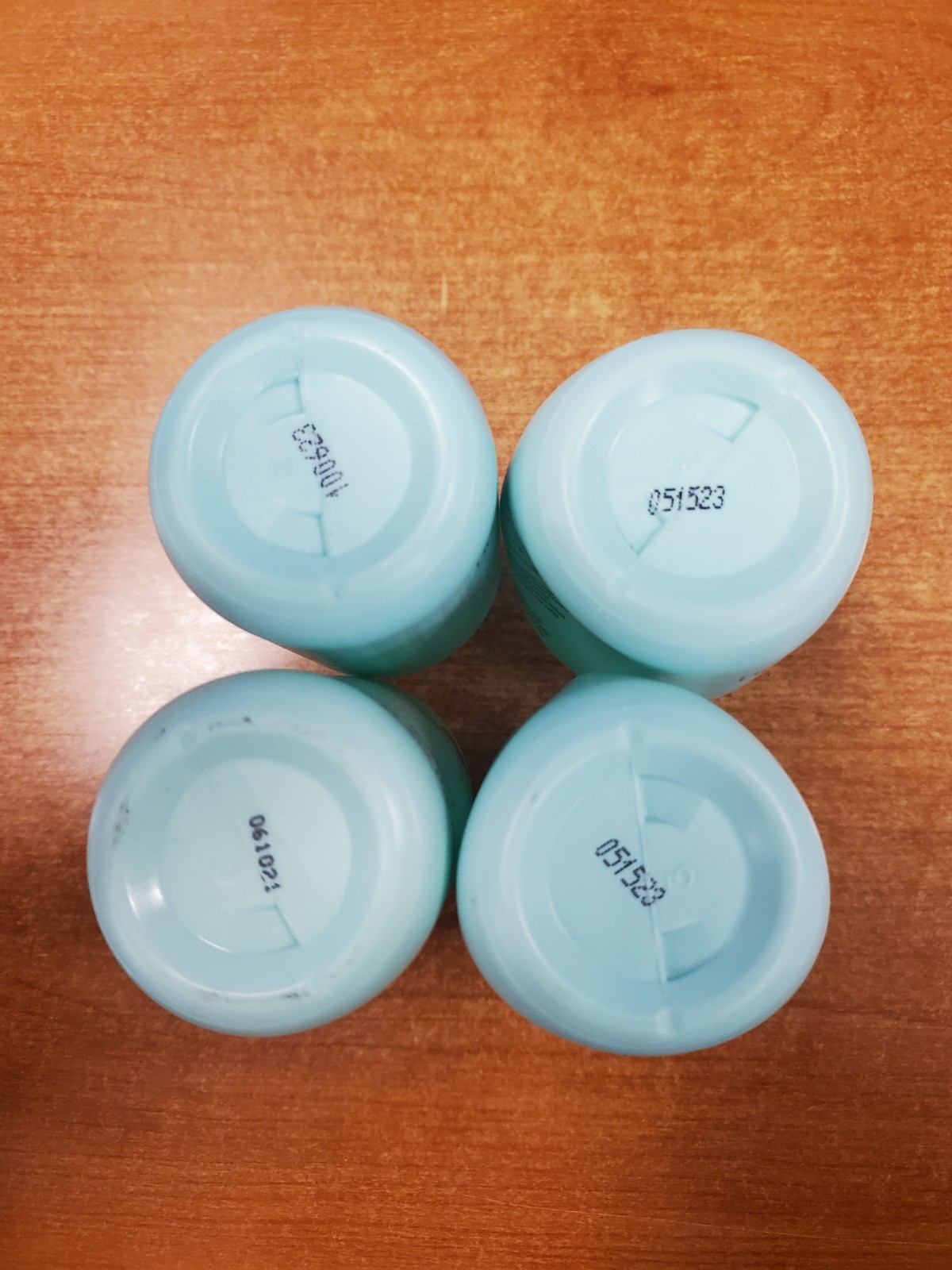 4 Pk: ella+mila Soy Nail Polish Remover Unscented 4 oz ea SHELFWEAR (2836) R3P2