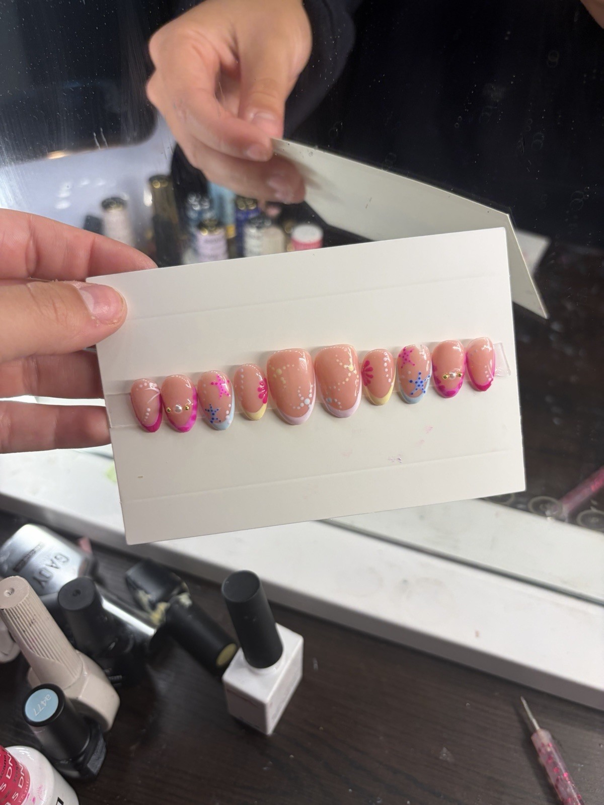Handmade Summer Press On Nails Medium Length Round Full Cover