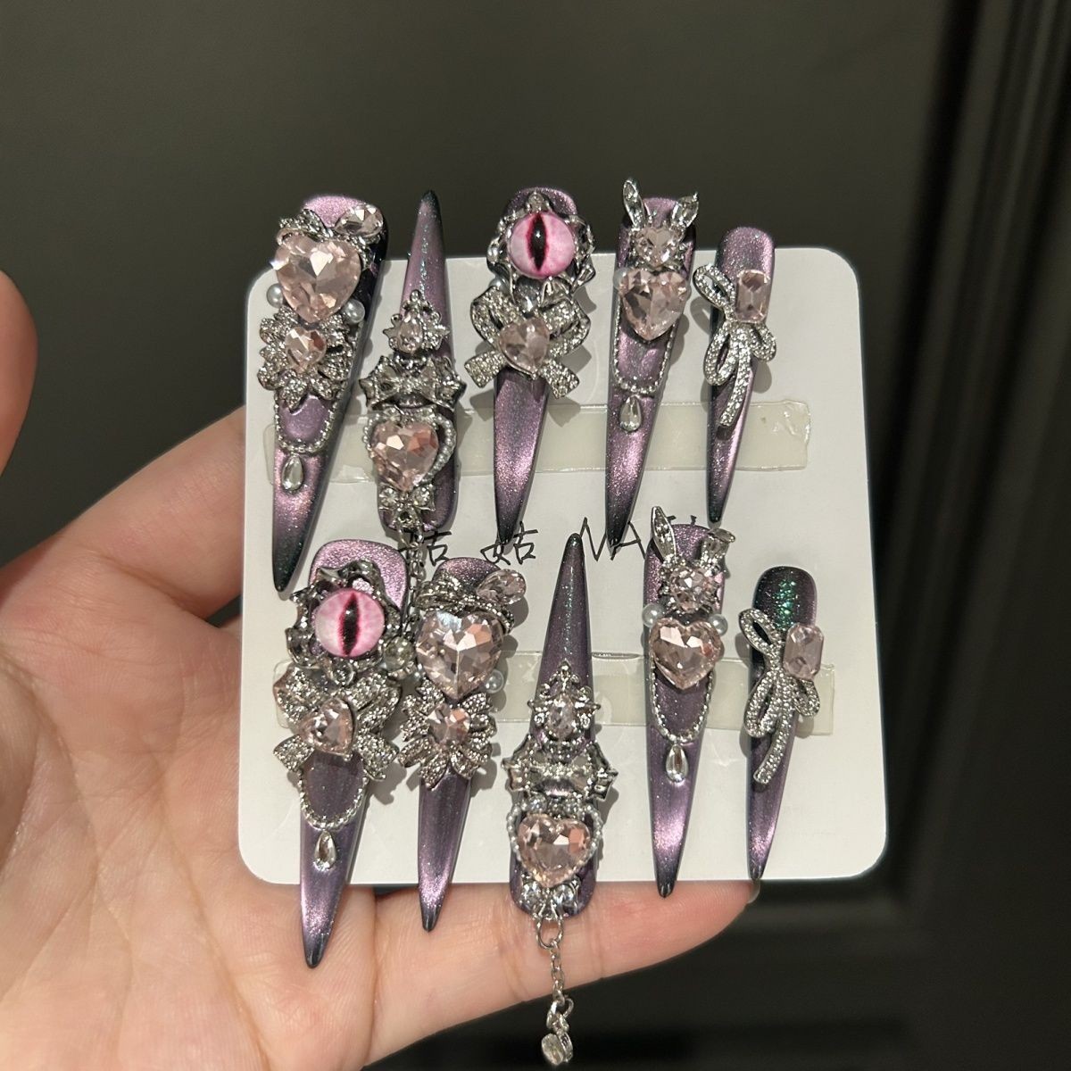 Bian 2 Handmade Luxury Pink Gradient Cat Eye Press On Nails