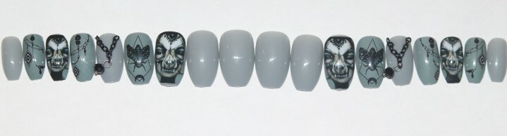 Grey Gothic with black chain and swinging gem- press on nail set- Set of 18