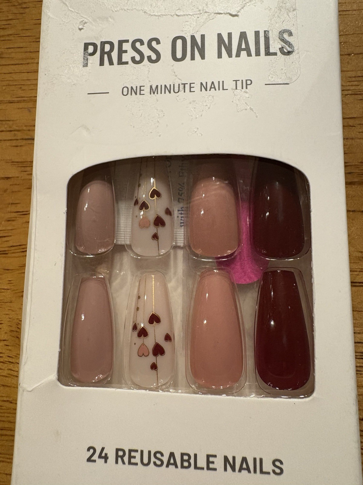 PRESS ON NAILS – One Minute Nail Tip – 24 Reusable Nails Valentine’s Day
