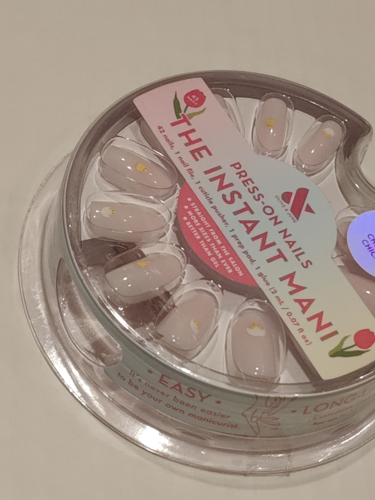Olive & June Press-On Nails Easter Cheerful Chicks Medium Length Instant Mani
