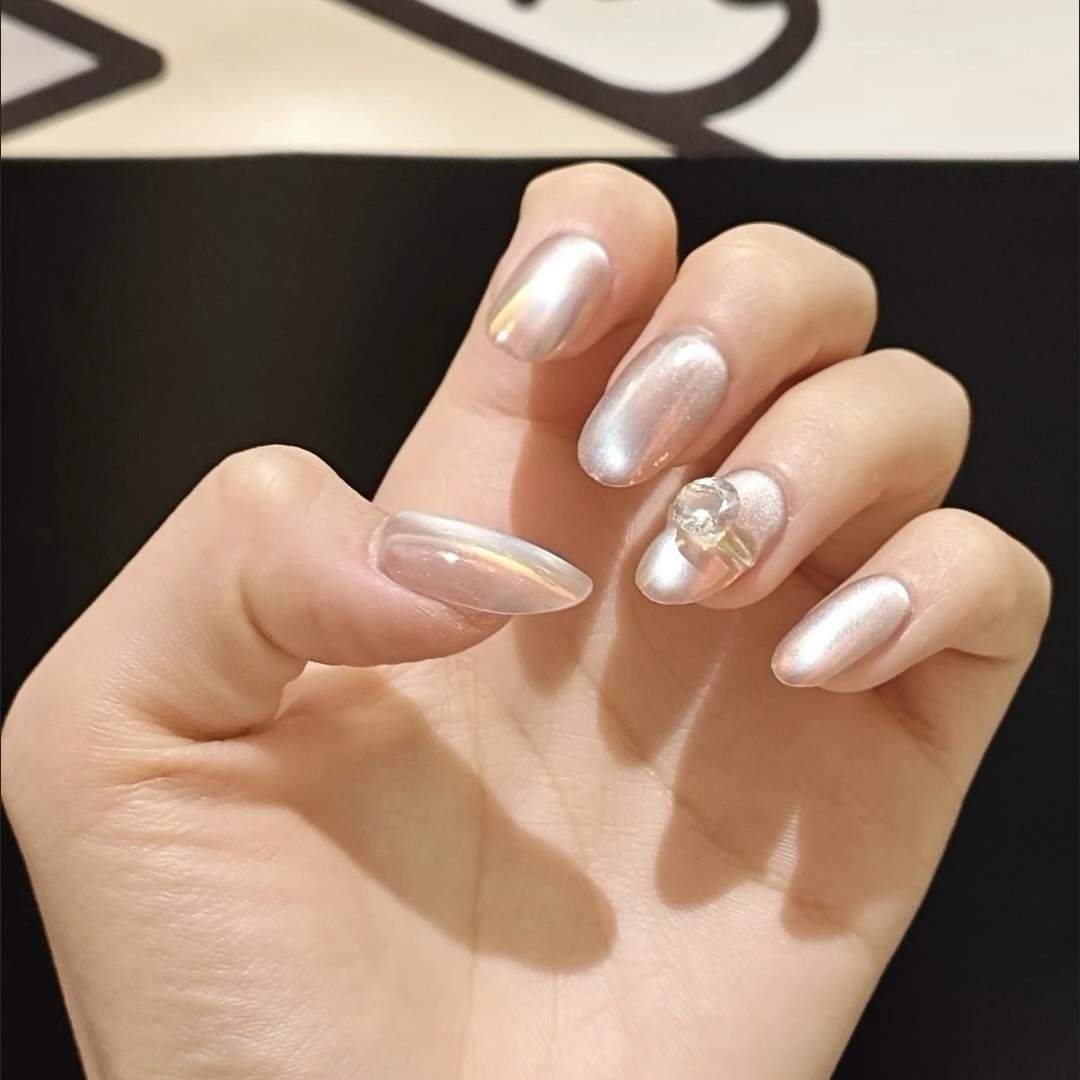 10pcs Handmade Light-Pink Gradient Cat-Eye Press-On Nails Medium Oval, XSSML