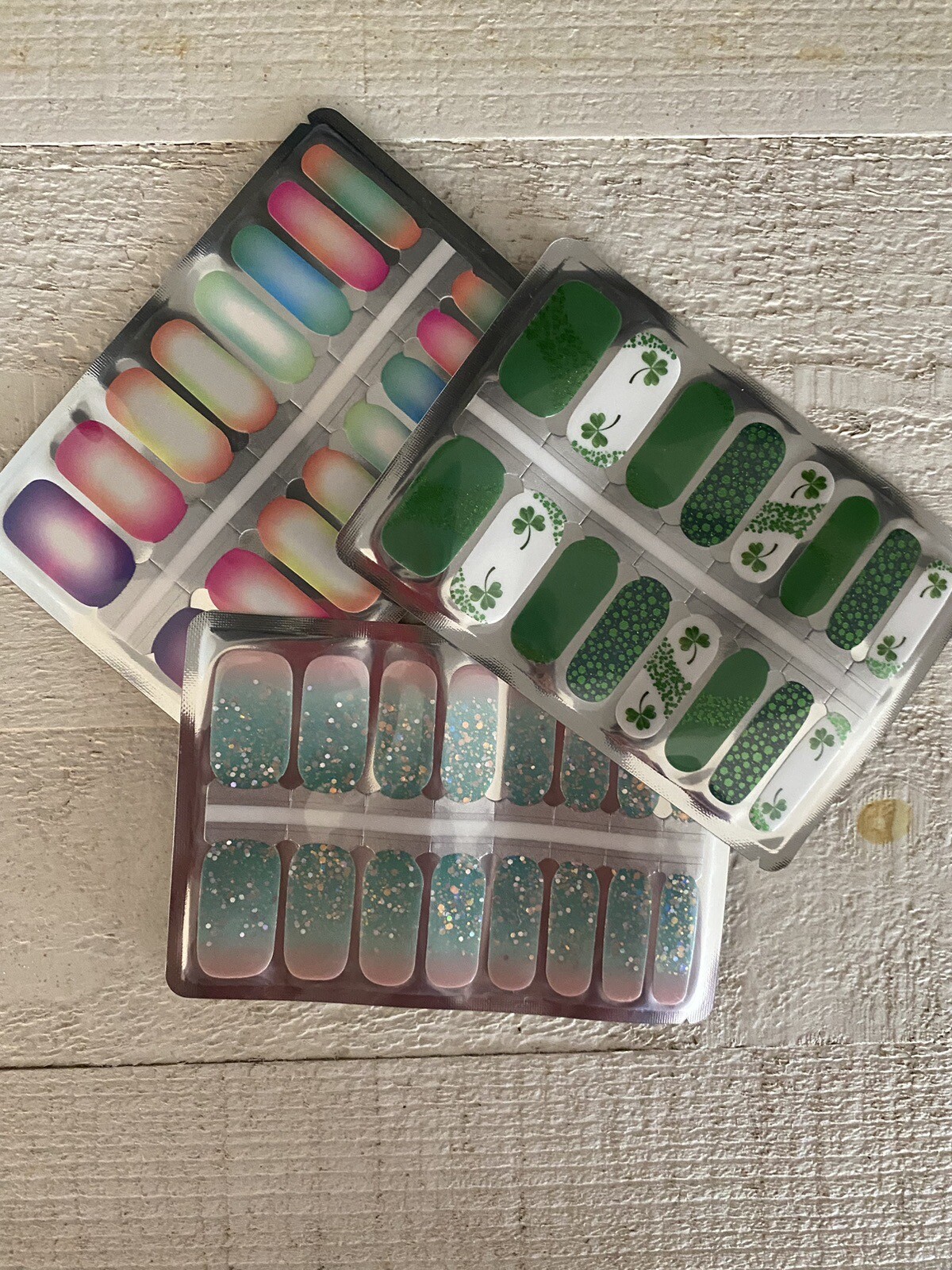 Get your Spring on!St. Patrick’s, Sherbet & Sparkle Seafoam Green/Pink Nail Wrap