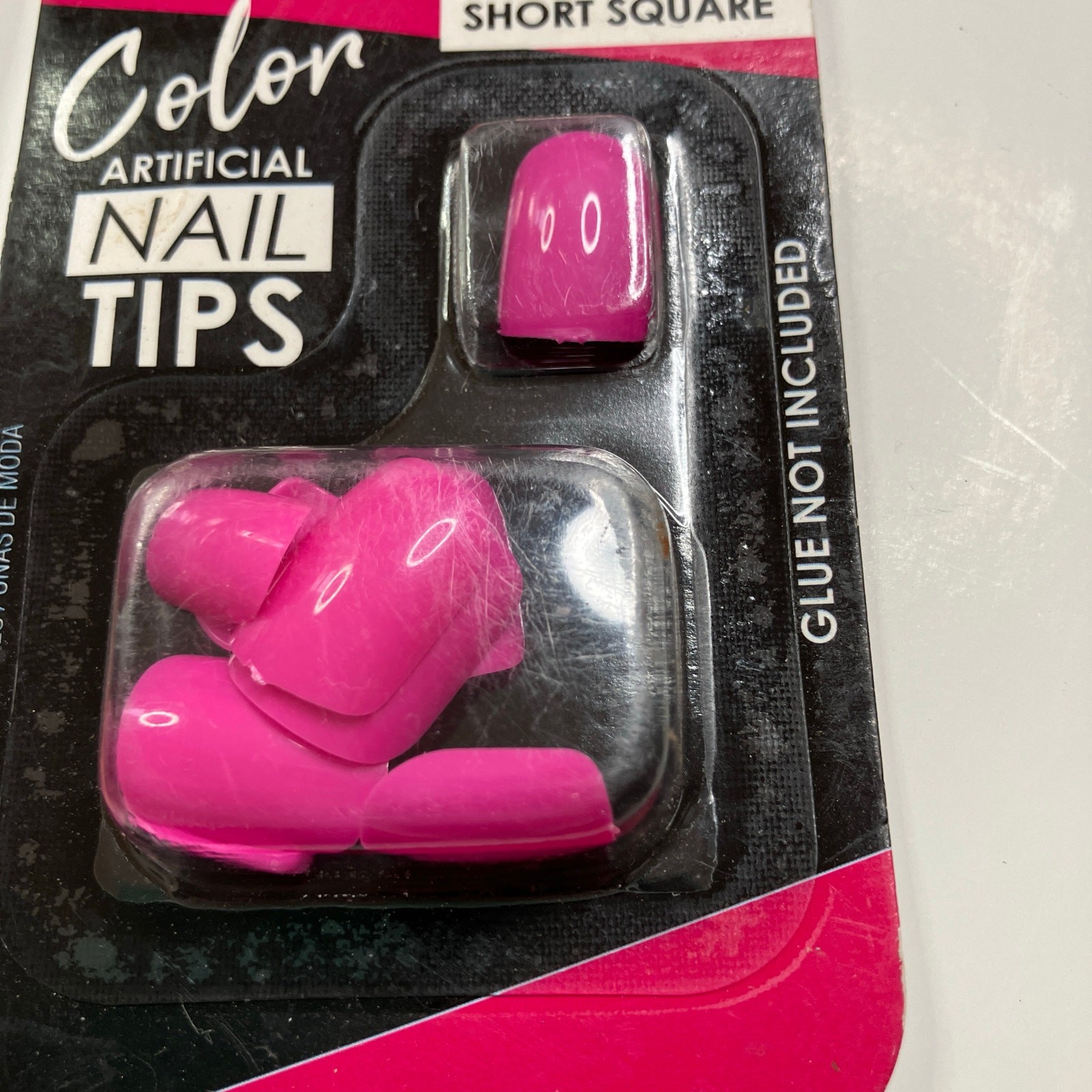 L.A.Colors Lot of 4 Artificial Nail Tips Glue-On Style Snowflake,Pink,Festive