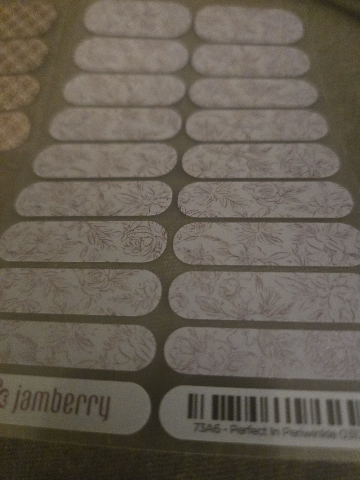 Lot Of Jamberry Vinyl Wrap In florals