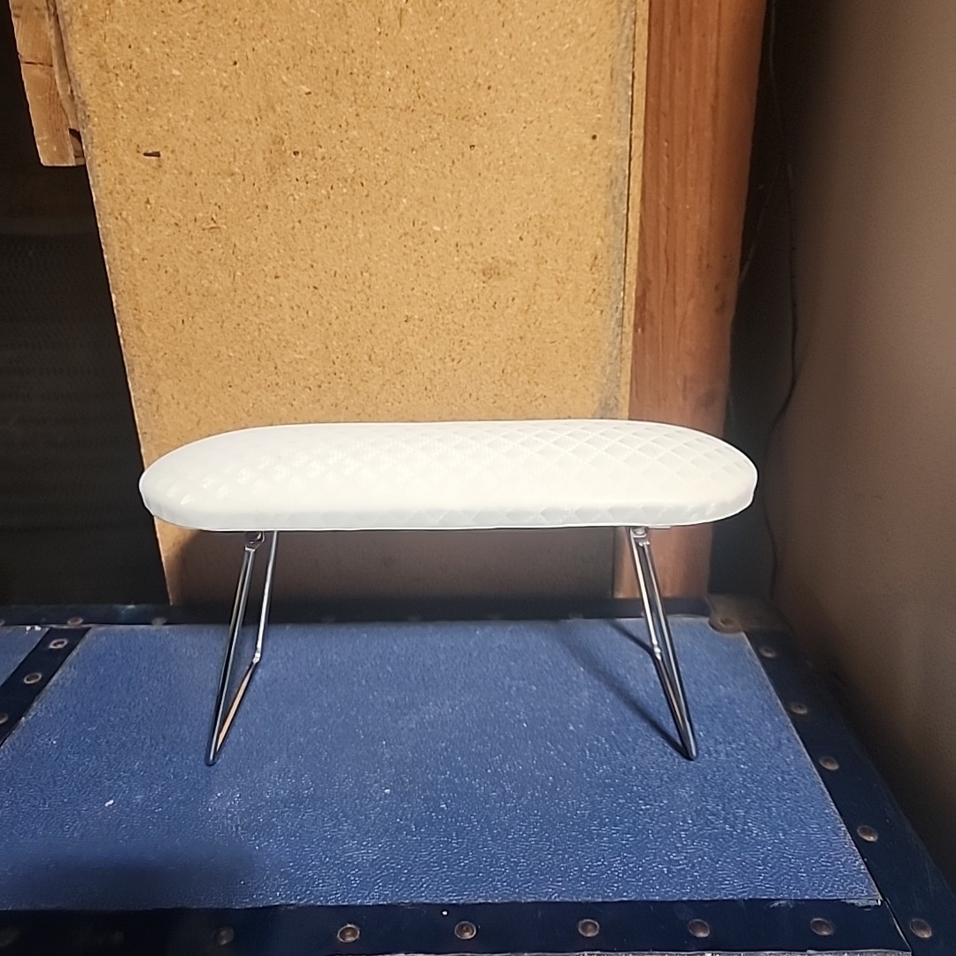Foldable Manicure Cushion Arm/Hand Rest Pillow