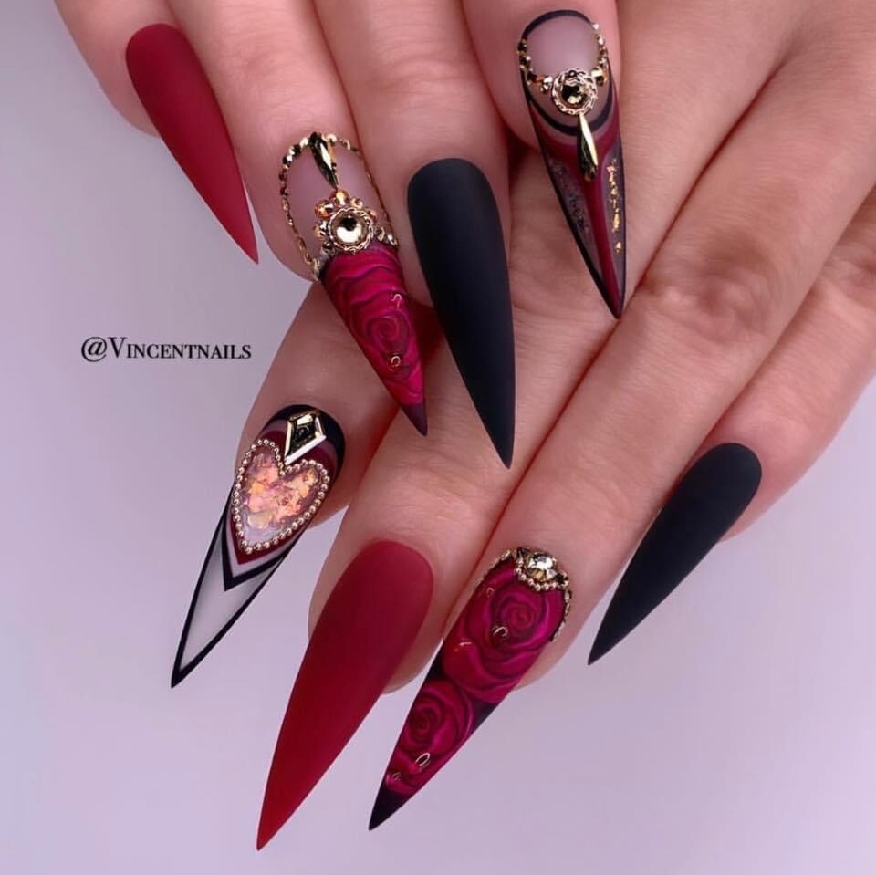 Instant Perfection Middle-Long Stiletto Nail Tips (600 pcs)