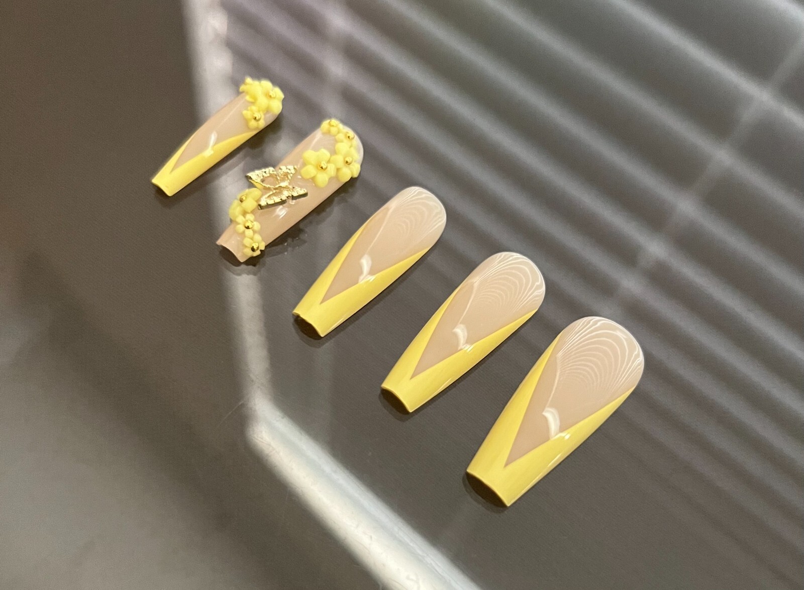 Press On Nails French Long Coffin Gift