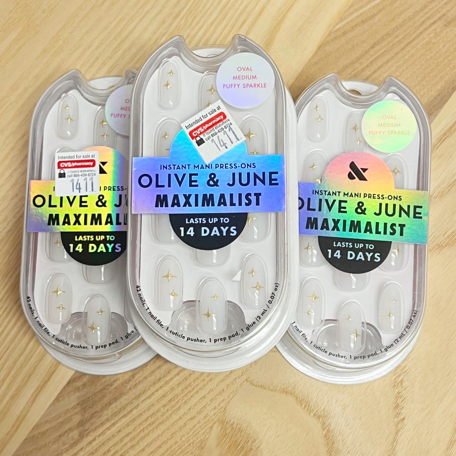 3X Olive & June Medium Oval Press-On Nails Puffy Sparkle Milky White & Gold NEW