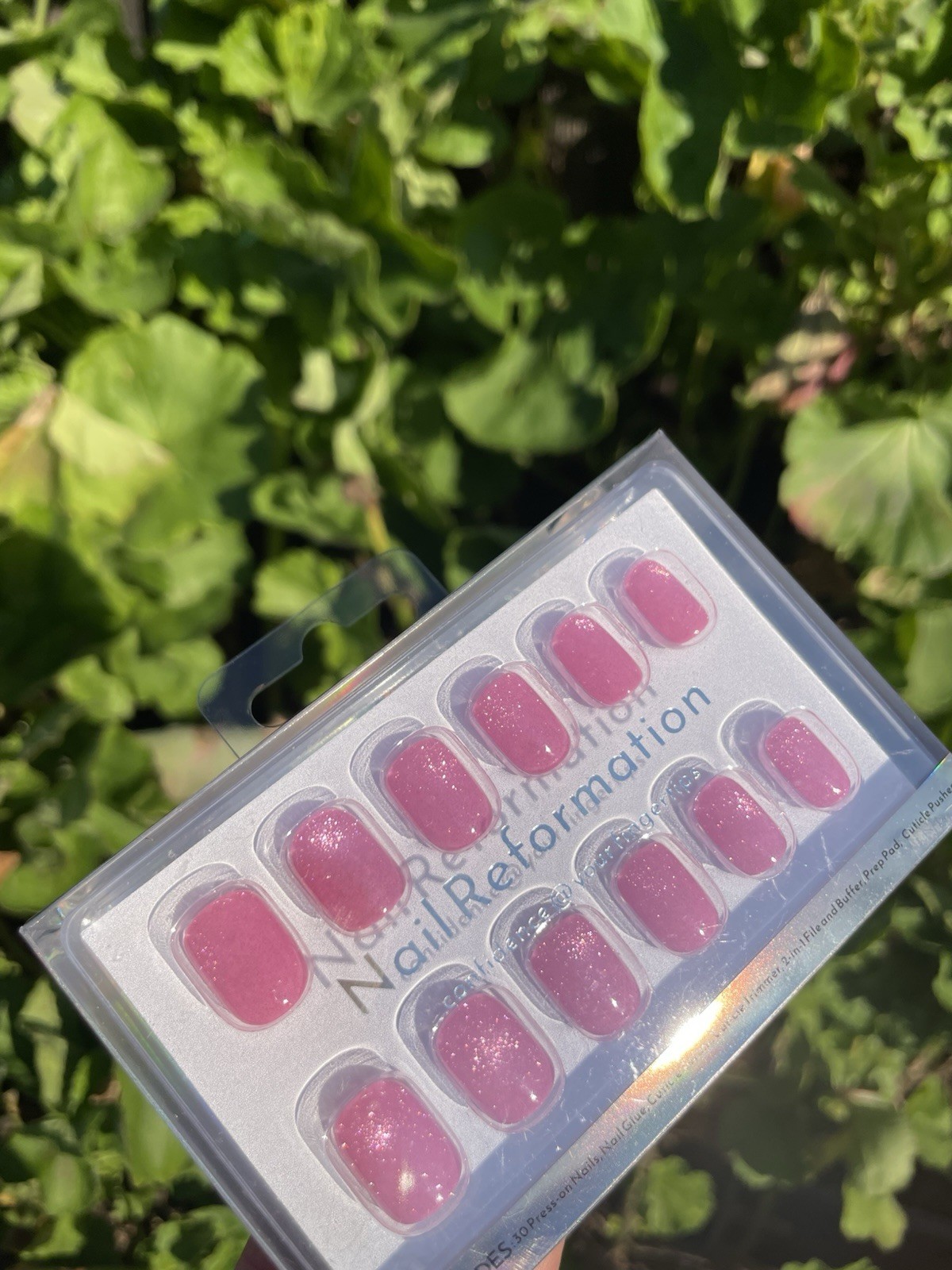 Salon Quality Nail Reformation 30 Pieces Of Press On Nail S002 Pink Glittery