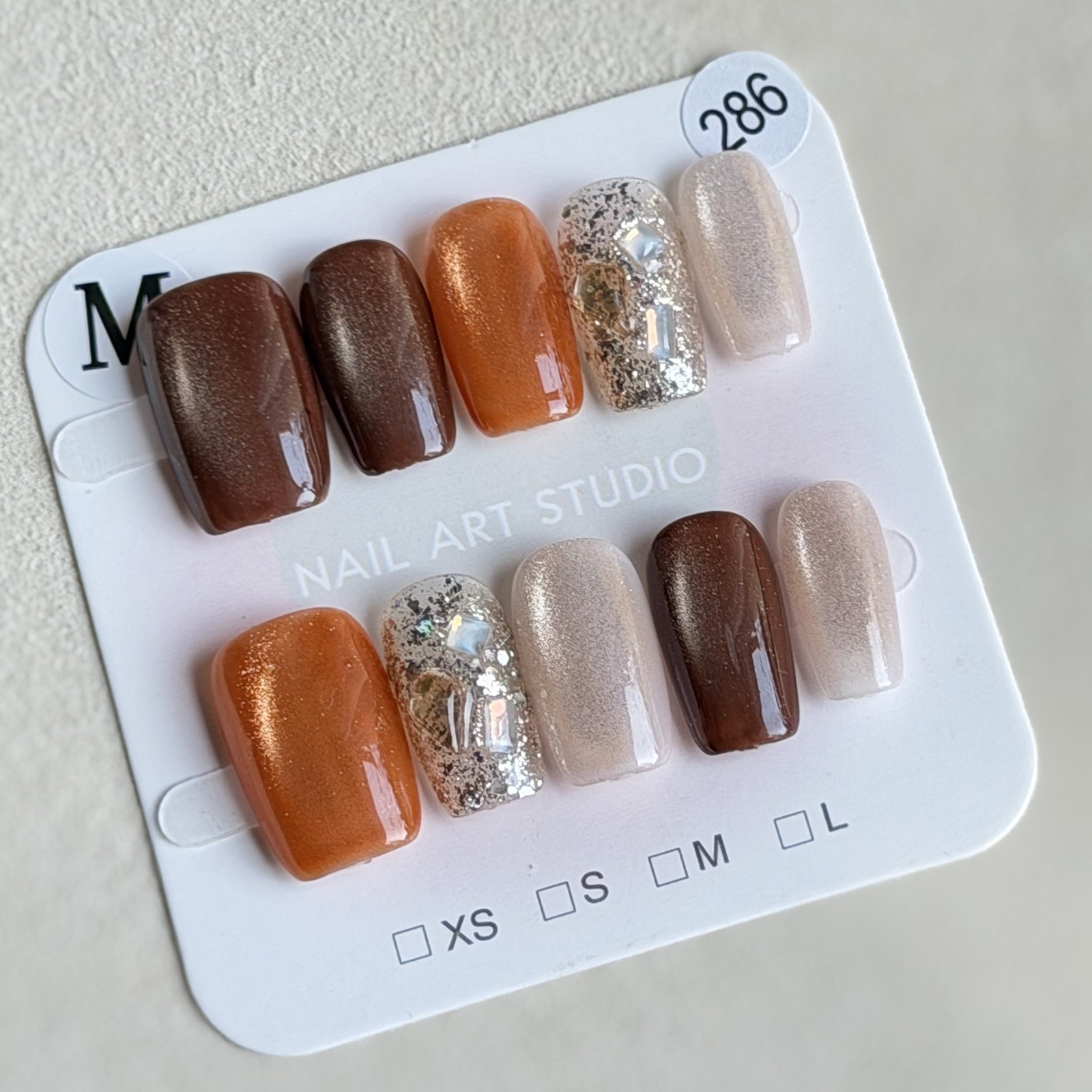 Unique Handmade Press-On Nails Size M | One of a Kind Set, Reusable 286
