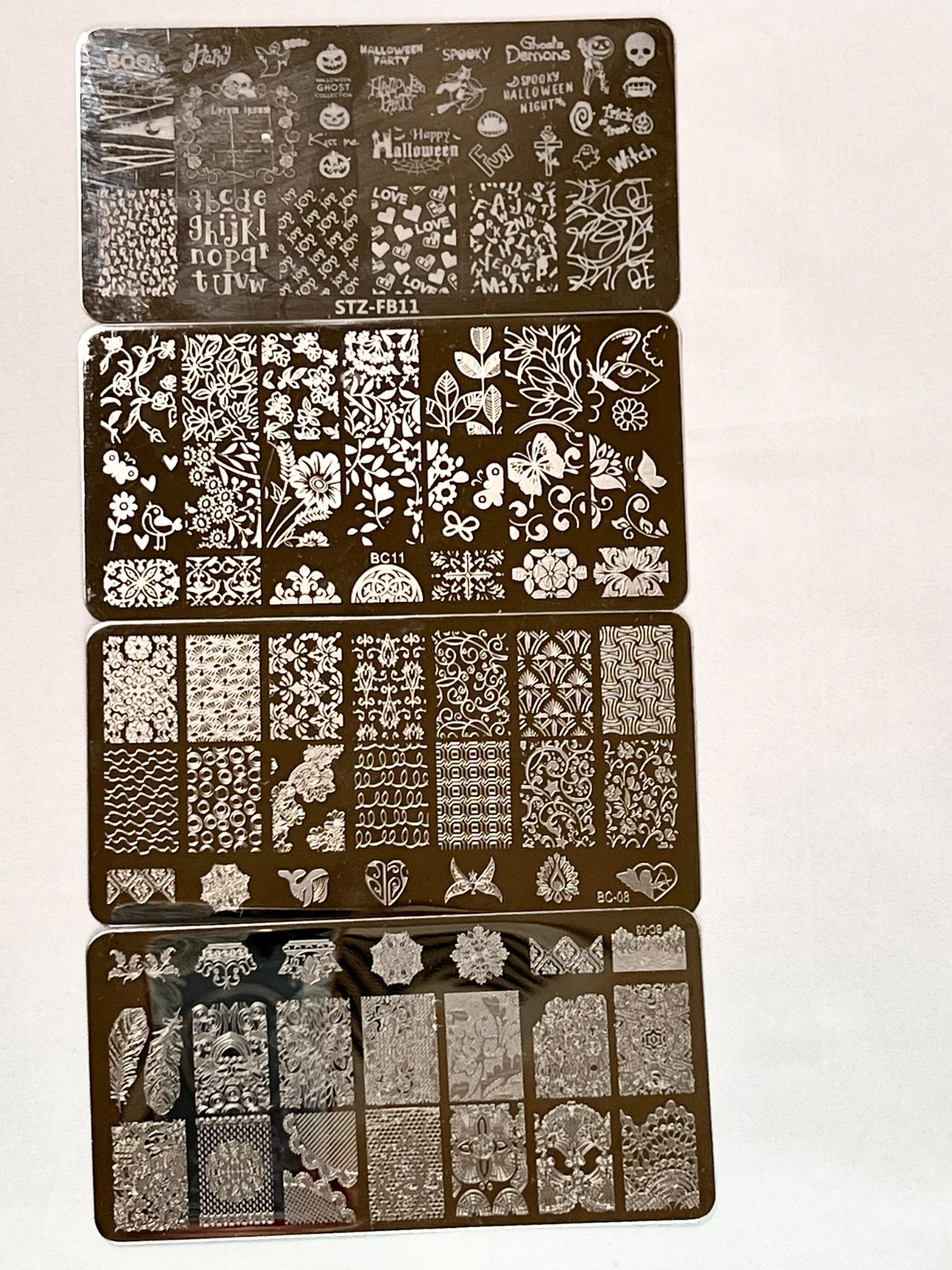 Huge Lot of 19 Nail Art Stamping Plates & Organizer Binder Case