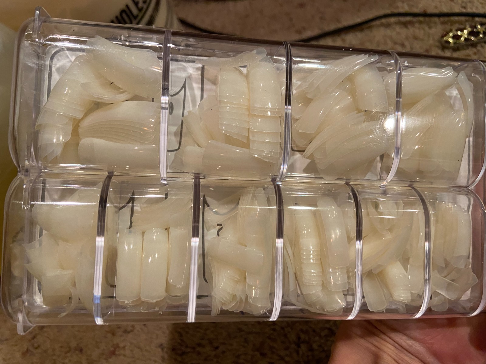 BRAND NEW! Marianna Christine Ashleys Nail Tips – 400 Count Professional white