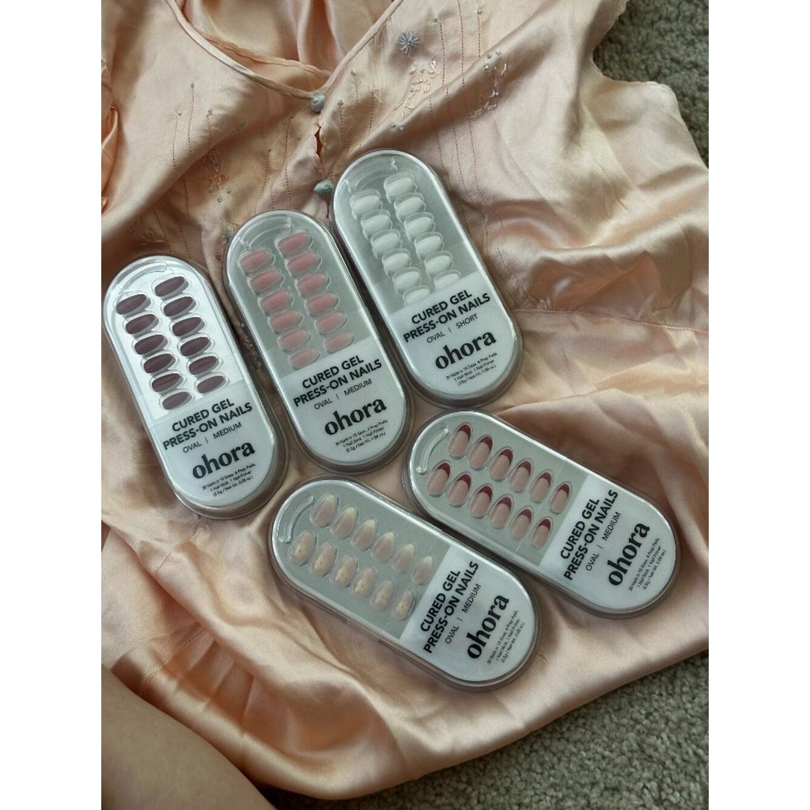 ohora Gel Press On Nails Bundle Set of 5 Nail Art Oval Red Pink White $100 Value