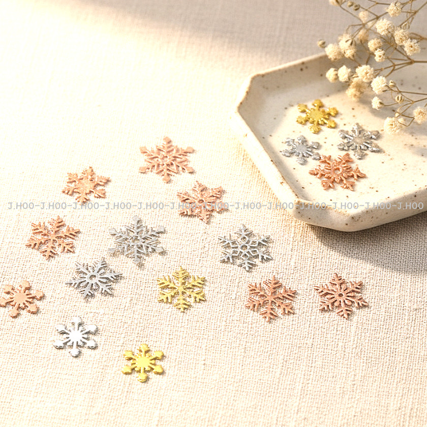 Easy Curve Snowflake Metal Nail Charms Thin Flexible Nail Art Decoration 100pcs