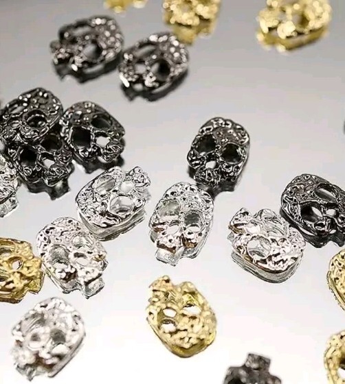 3D Skull Nail Art Charms 10 Piece Silver Gold Black Sparkle Bling Halloween Scul