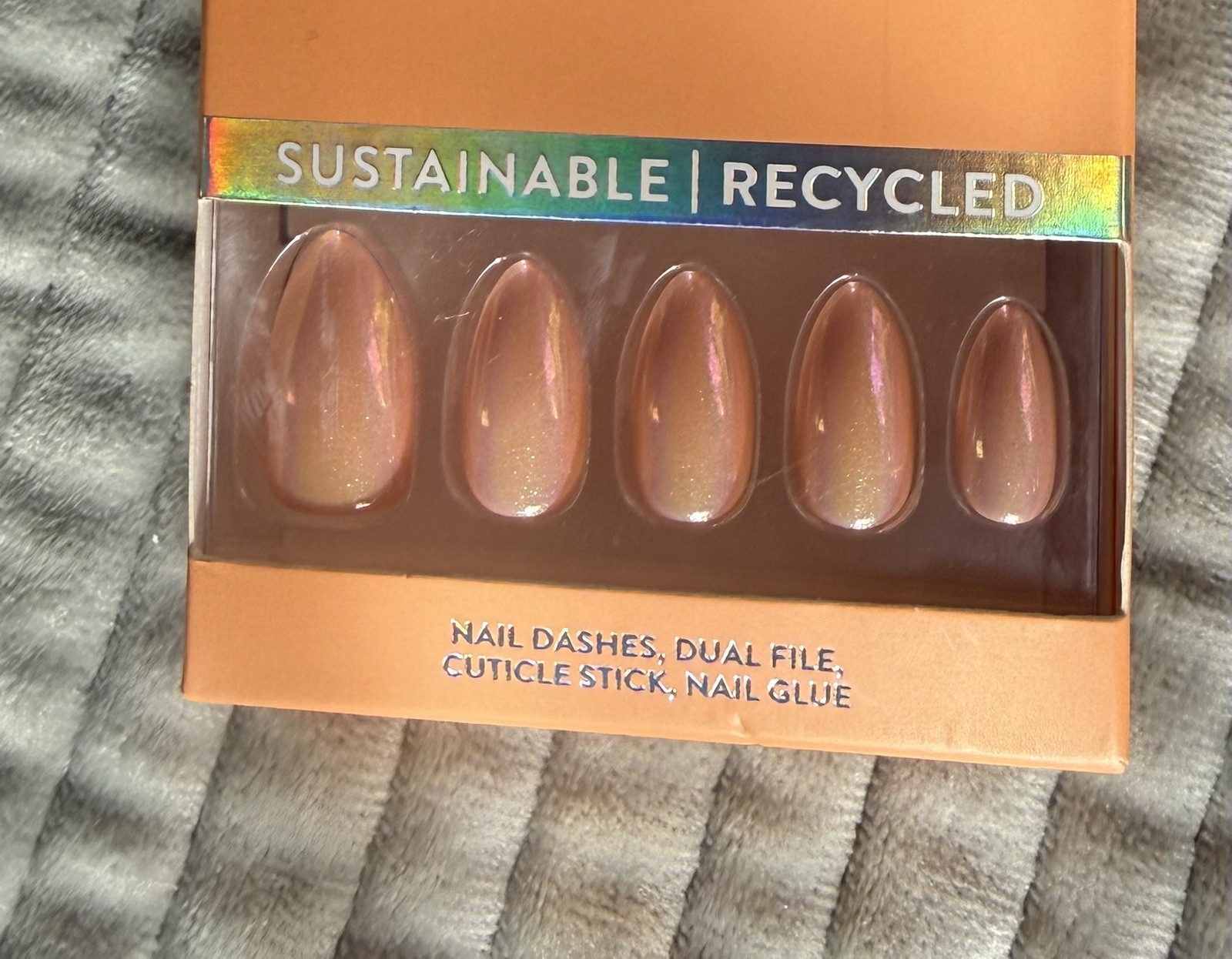 Red Aspen Press On Nails, Medium Almond, Peach Rings, Patrice