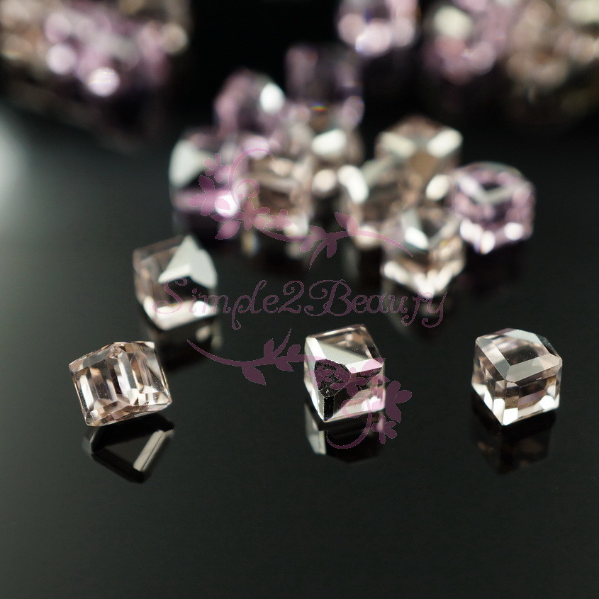 100 Glass Cube Design Rhinestones Flatback 3D Nail Art Jewelry Fingdings Decor