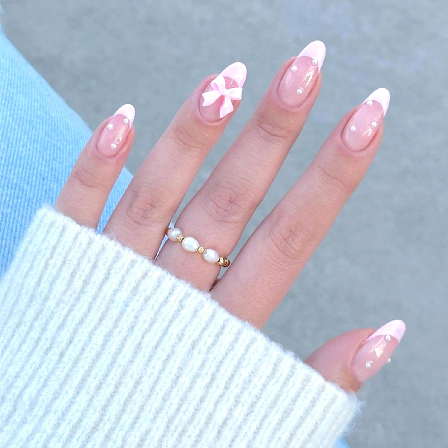 24Pcs Nude Pink Press on Nails Solid Color Short round Fake Nails 3D Love Bow Ch