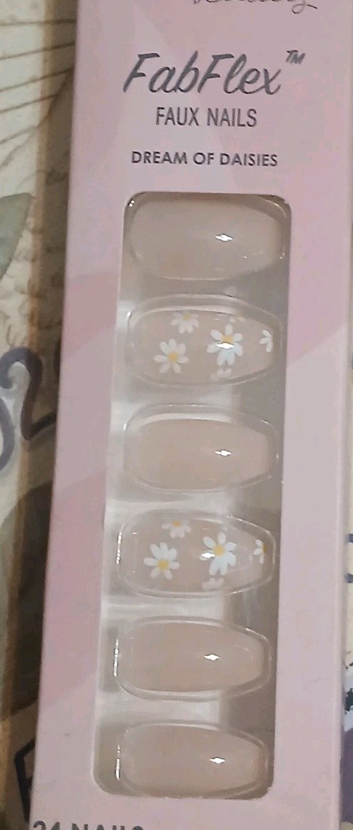 Believe Beauty Nails 24 Fab Flex Long Coffin Dream Of Daisies Pink Cruelty Free